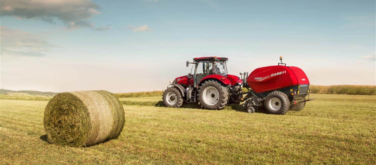 New round balers from Case IH convince with their powerful impact and clever details